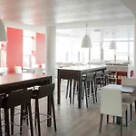 Ibis Styles Versailles Quentin En Yvelines Saint-Cyr-lʼÉcole