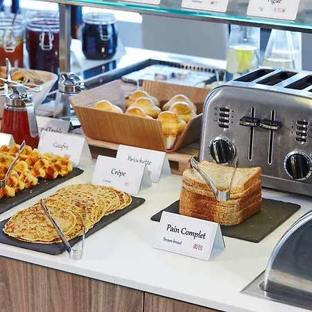 Отель Ibis Styles Versailles Quentin En Yvelines
