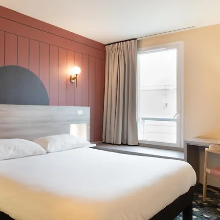 Ibis Styles Versailles Quentin En Yvelines Hotel 3*