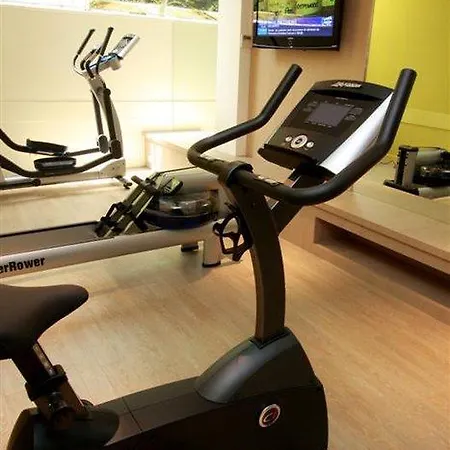 Hotel Ibis Styles Versailles Quentin En Yvelines