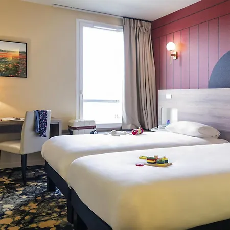 Ibis Styles Versailles Quentin En Yvelines 酒店