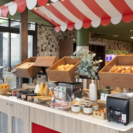Ibis Styles Versailles Quentin En Yvelines Отель 3*