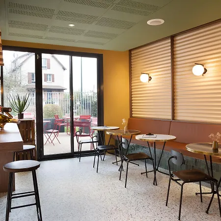 Ibis Styles Versailles Quentin En Yvelines 3* Saint-Cyr-lʼÉcole