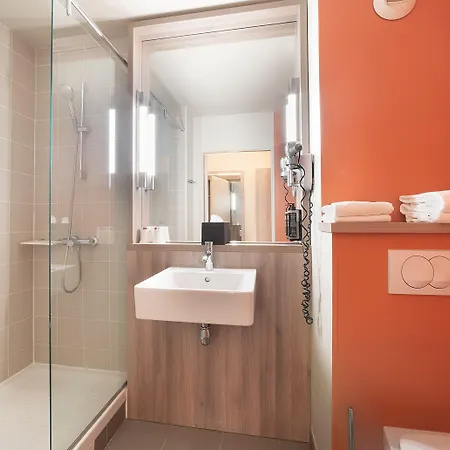Ibis Styles Versailles Quentin En Yvelines 3*
