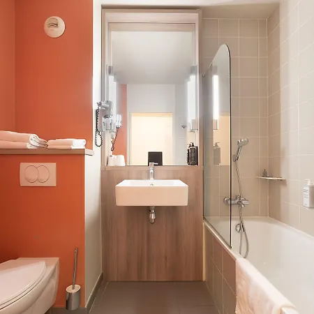 Hotel Ibis Styles Versailles Quentin En Yvelines 3*
