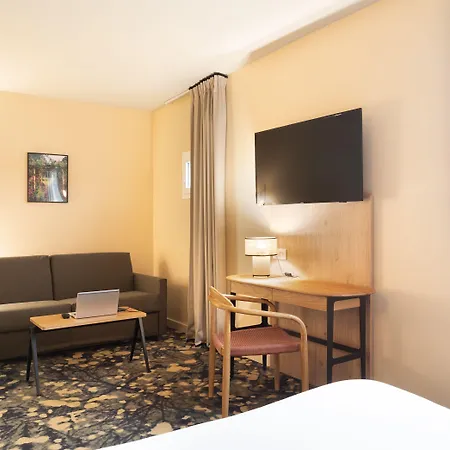 Ibis Styles Versailles Quentin En Yvelines 酒店 Saint-Cyr-lʼÉcole