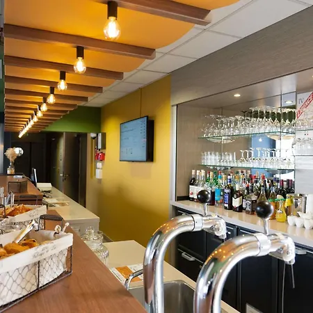 Hotel Ibis Styles Versailles Quentin En Yvelines 3*