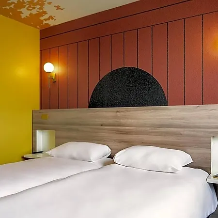 Ibis Styles Versailles Quentin En Yvelines Hotel Saint-Cyr-lʼÉcole