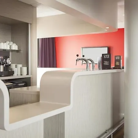 Ibis Styles Versailles Quentin En Yvelines 3*